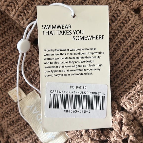 Size L Monday Swimwear Wailea Top & Cape May Skirt Beach Cover Up In Husk - Picture 2 of 3